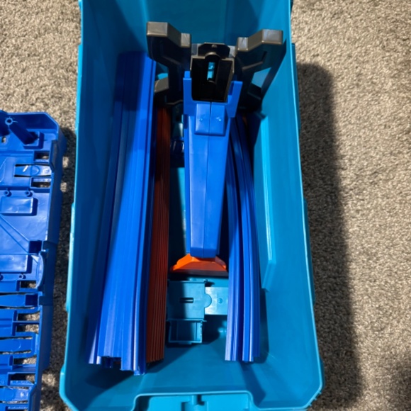 Hot Wheels Bundle - Picture 5 of 16